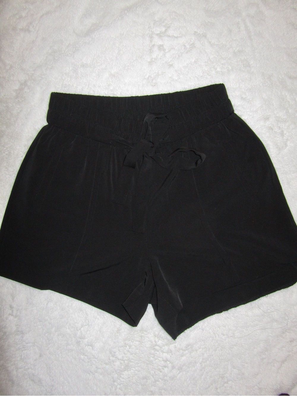 Dynamite Black Mid to High-Waist Tie Front Shorts
